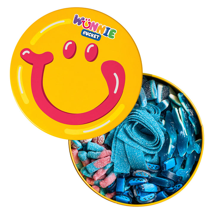 Wunnie bucket plava mješavina s fokusom na bombone