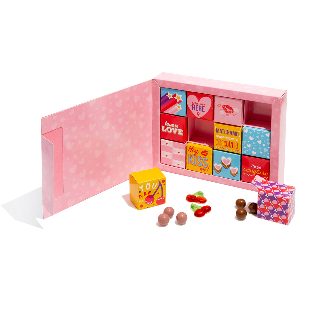 Love Bites Box, pakiranje od 12 kutijica čokoladica i bombona 