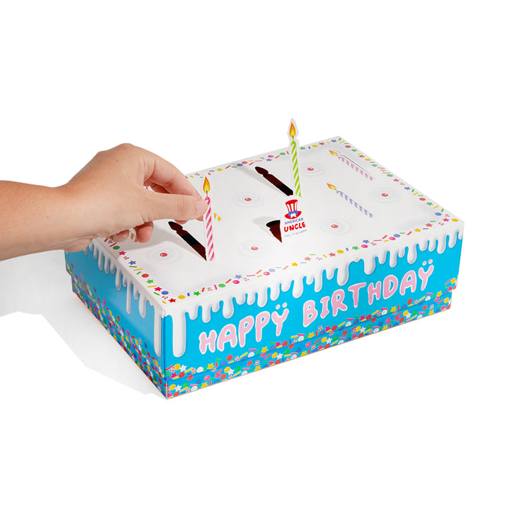 Birthday box, kutija u obliku rođendanske torte s 15 snack slatkih i slanih 